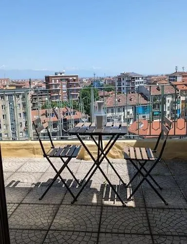 Amazing With View Near Metro Апартаменты Турин